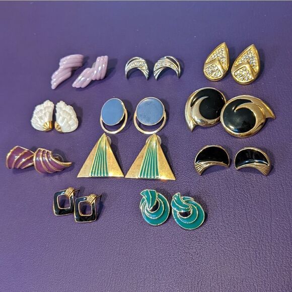 Lot of vintage earrings  - Picture 1 of 5